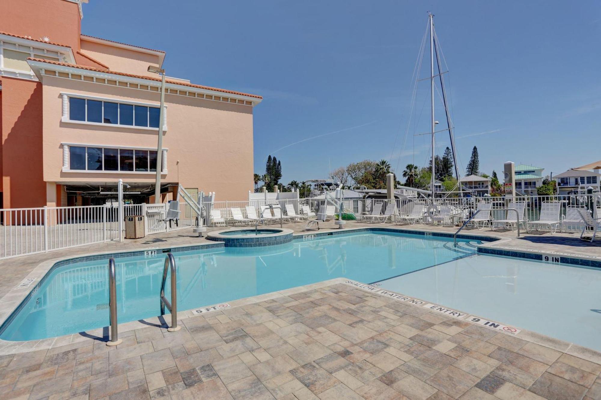 Madeira Bay Resort I 1504 St. Pete Beach Bagian luar foto