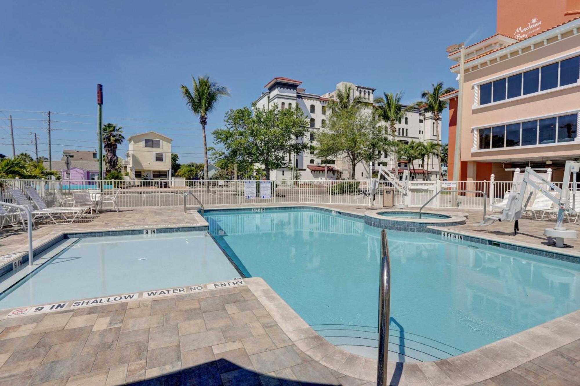 Madeira Bay Resort I 1504 St. Pete Beach Bagian luar foto
